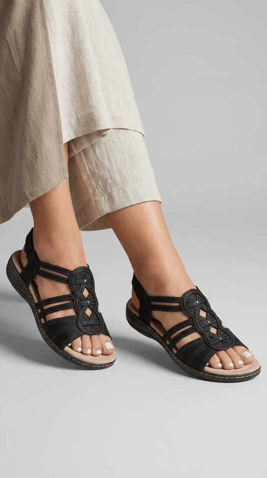 Women’s comfort sandal with cut-out details