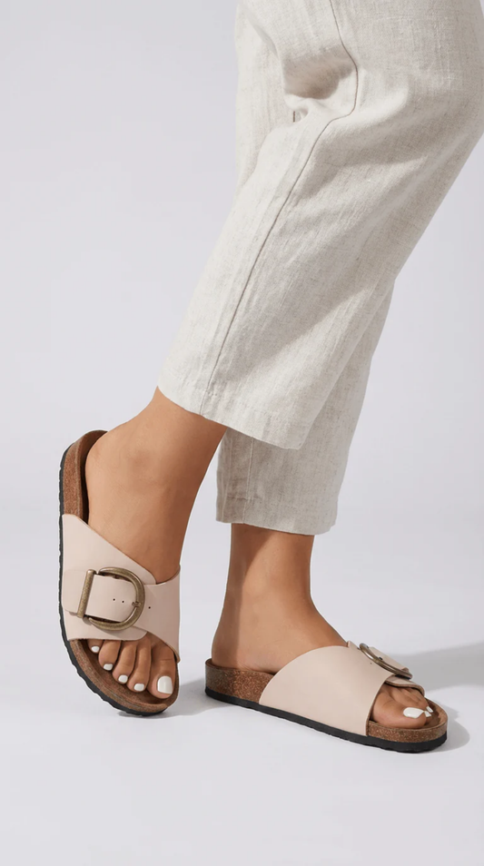 Women’s slide sandal with decorative buckle