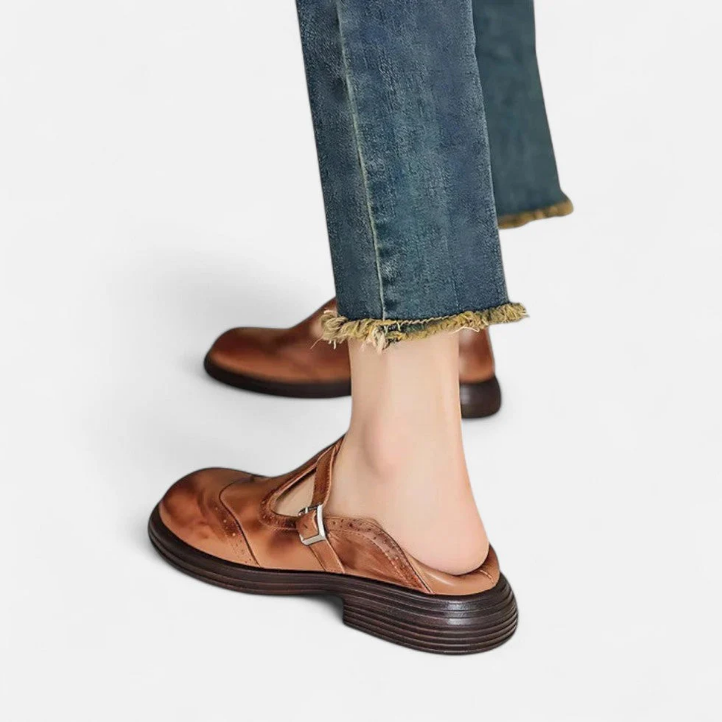 Leather Buckle Flip-Flops Women – Adjustable Strap & Cushioned Insole, Patio Season Everyday